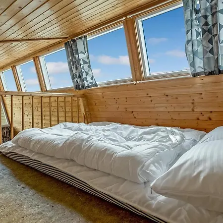 Lovely In With Wifi Holiday home *